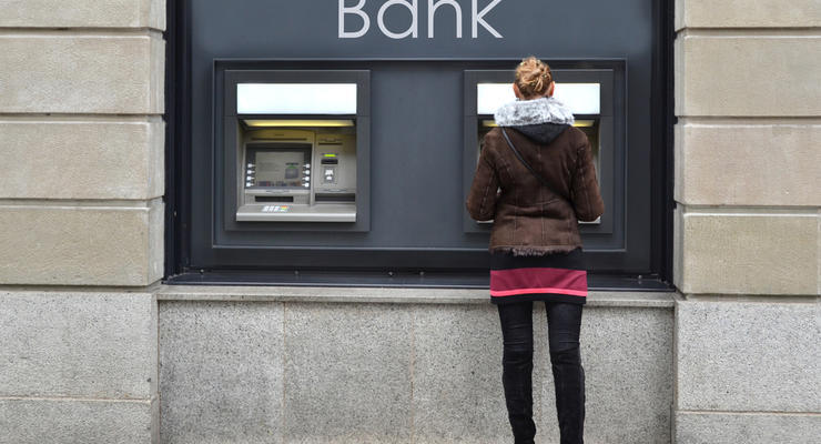 Ще один банк встановив ринковий курс валютообміну для безготівкових операцій