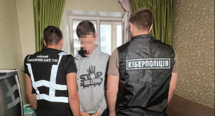 Обещал эвакуировать людей из зоны боевых действий: В Киеве задержали мошенника