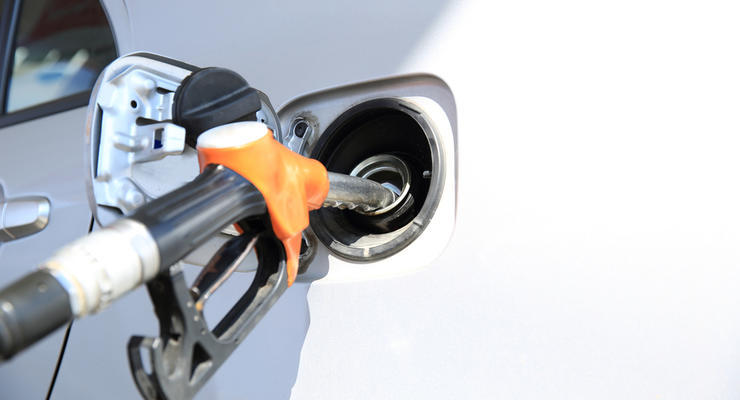 Кабмин предлагает вернуть акциз на топливо - законопроект