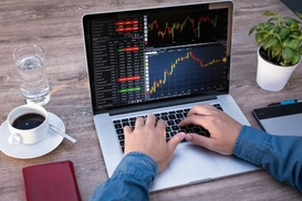 Торгова платформа CFD для заробітків на ринку валют та криптовалют