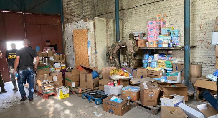 Продажа гуманитарной помощи: В Ровенской области разоблачили масштабную схему