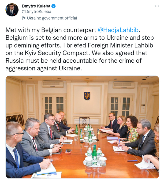 Публикация Дмитрия Кулебы в Twitter