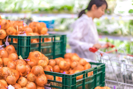 В Україні продовжують зростати ціни на цибулю: Експерти назвали причини