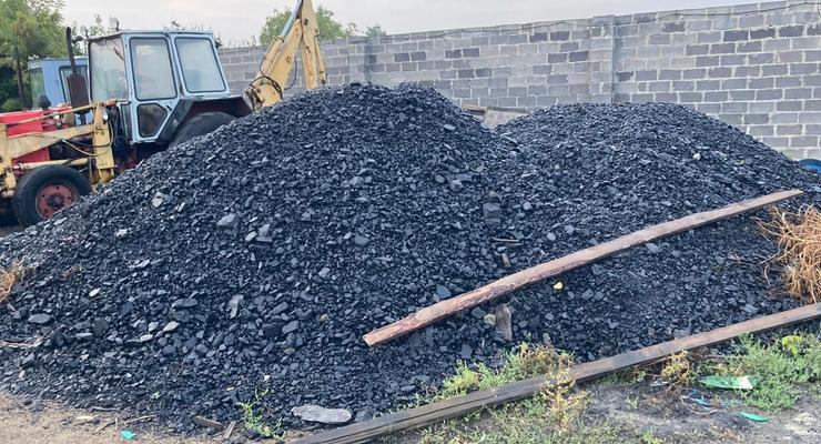 Воровали уголь из ж/д вагонов: В Днепропетровской области разоблачили преступную группировку