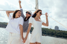 Що подарувати подрузі, яка обожнює спорт?