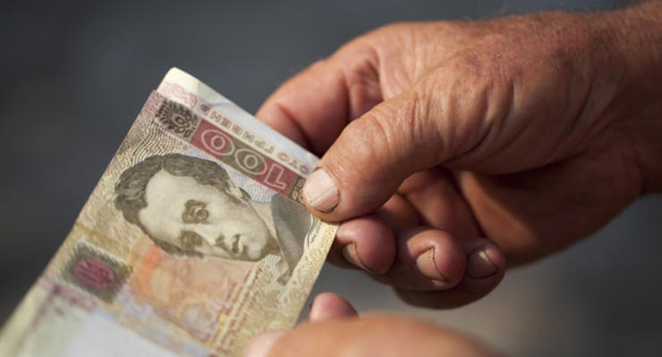 НБУ начнет изымать из обращения банкноты 5, 10, 20 и 100 гривен старого образца