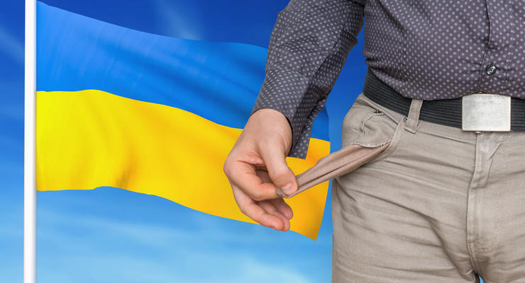 Украинцы начали испытывать финансовые сложности из-за войны - опрос