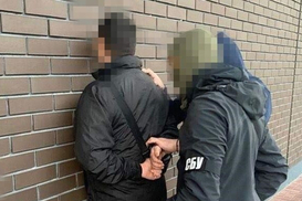 Переправка военнообязанного за границу: Депутату Черниговского райсовета сообщено о подозрении