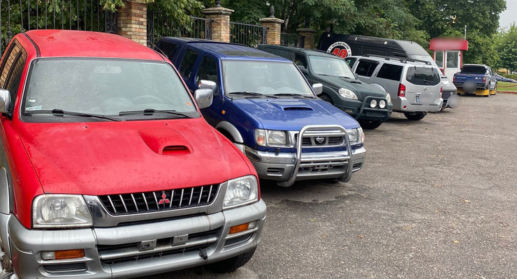 Разоблачена схема продажи автомобилей, ввезенных как гуманитарная помощь / gp.gov.ua