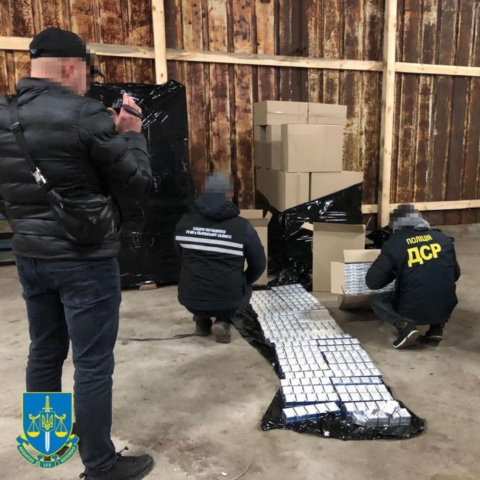 Прекращена деятельность подпольного цеха по изготовлению сигарет