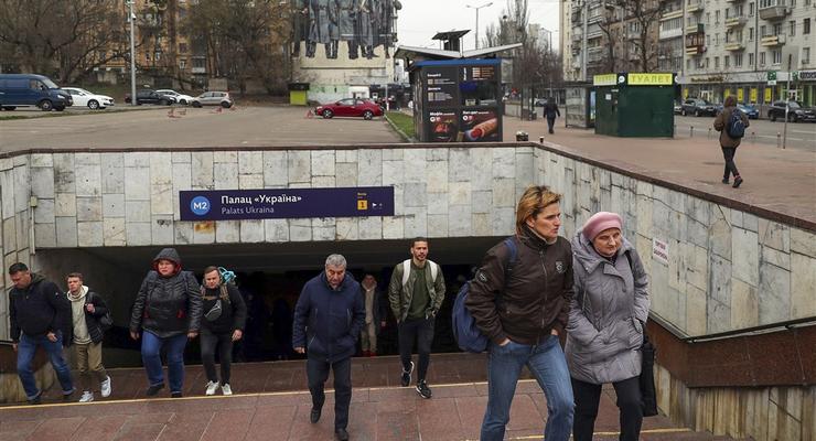 Могут ли вручать киевлянам повестки на входе в метро: ответ главы КГВА