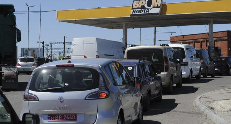 Автогаз в Украине подешевел за выходные: Какие цены установили сети АЗС