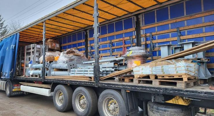 Нидерланды передали Украине 300 тонн оборудования для возобновления энергоснабжения