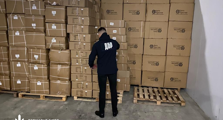 ГБР обнаружило на Черновицкой таможне российские автозапчасти / dbr.gov.ua