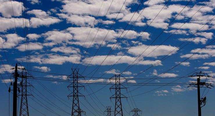 Энергосистема работает без ограничений потребителей: в Минэнерго рассказали о ситуации со светом