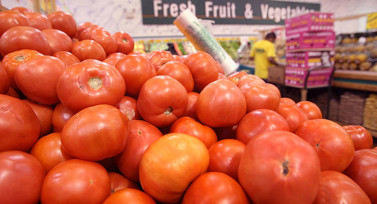 В Украине начался сезон местных томатов: какая цена на продукцию