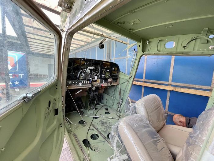 Киевские таможенники разоблачили попытку ввоза самолета Cessna