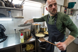 Коммуналка в Украине снова подорожала: что и насколько