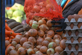 В Украине начали падать цены на лук: какая стоимость