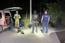 В Венгрию за 3 тыс евро: правоохранители задержали уклонистов и переправщиков