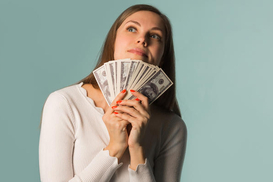 Доллары "из-под матраса" тоже примут: НБУ разъяснил правила обмена изношенных банкнот