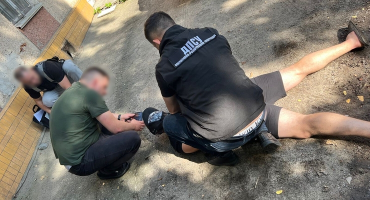 Зловмисники за 6000 доларів продавали статус пенсіонера / dpsu.gov.ua