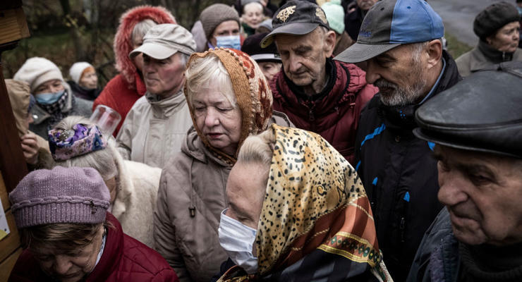 Прибавка к пенсии по уходу: кто в Украине имеет на нее право