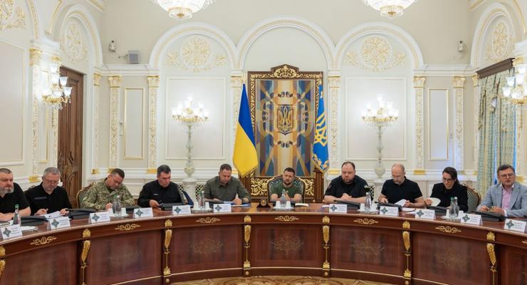Проверка работы военкоматов: Зеленский провел заседание СНБО