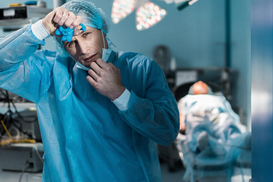 Медработники имеют право на пенсию за выслугу лет: когда ее могут назначить