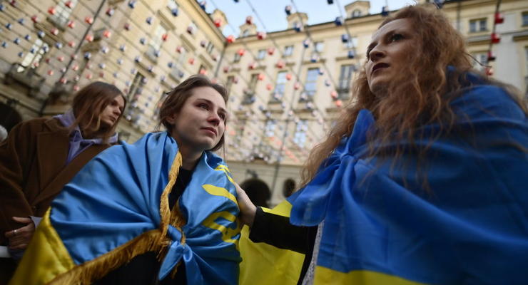 Как украинцы относятся ко Дню Независимости - данные КМИС