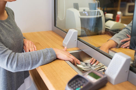 Курс валют на 28.08.2023: евро подешевел