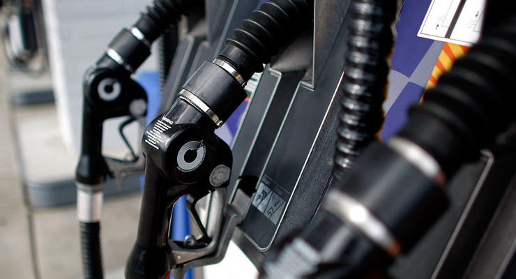 Рост цен на топливо продолжается: сколько стоит бензин на АЗС