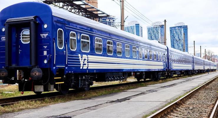 Усиление мер безопасности: Укрзализныця ввела военизированную охрану в 9 поездах