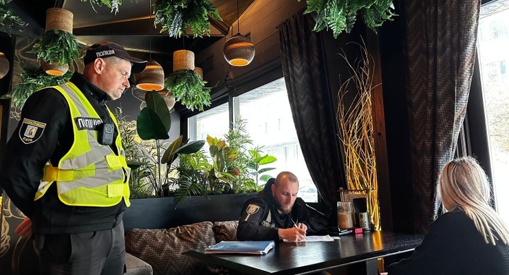 Правоохоронці оштрафували адміністратора закладу в Києві / mvs.gov.ua