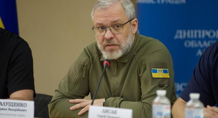 Підготовка до зими: українців закликали запасатися генераторами