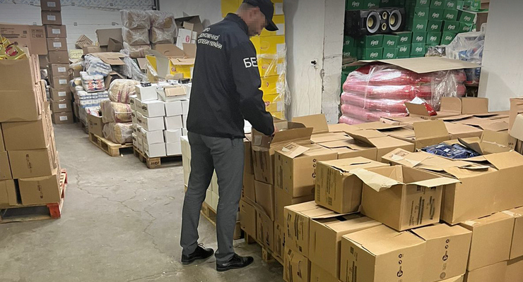 БЭБ на Закарпатье обнаружило склад с поддельным итальянским кофе / esbu.gov.ua