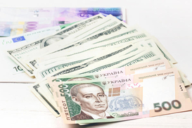 Курс валют на 23.10.2023: доллар снова подешевел