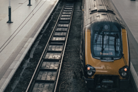 Через снігопади затримуються потяги - Укрзалізниця