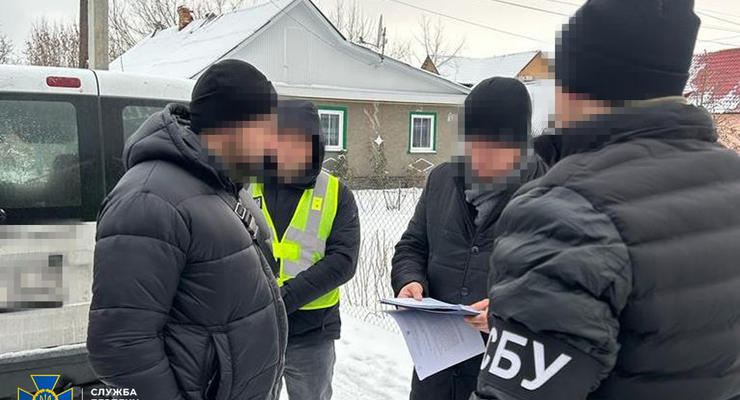 Похищал людей и "выбивал" деньги: в Житомирской области задержали депутата-рэкетира