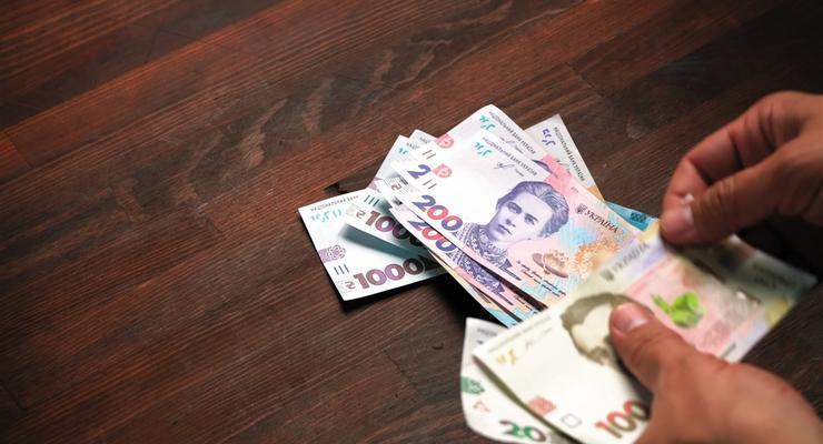 Українці можуть розраховувати на грошову допомогу: кому виплатять до 50 тис грн