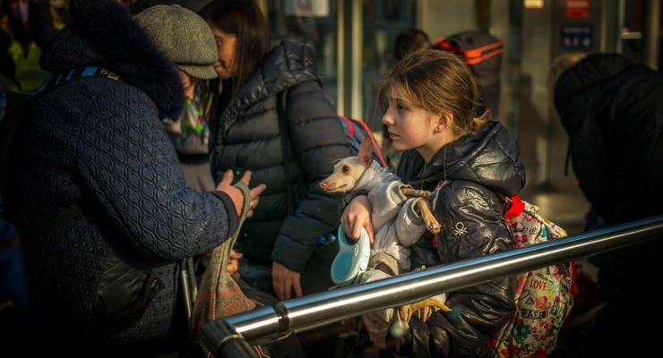 Выплаты на детей: часть украинцев в Польше останется без помощи