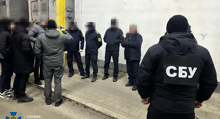 Разоблачены таможенники, обложившие "данью" водителей международных перевозок / ssu.gov.ua