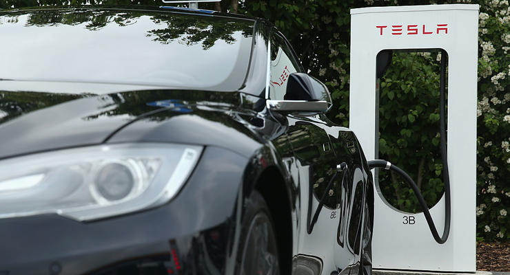 Tesla в списке: какие авто из США украинцы покупали в 2023 году