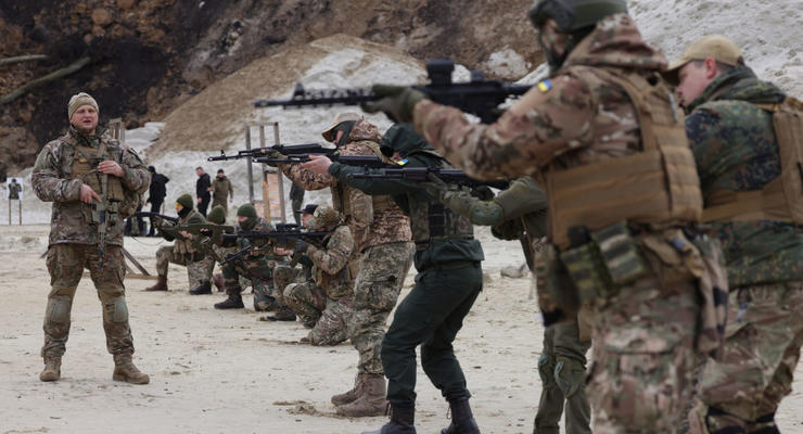 В Раде рассматривают введение базовой военной службы для украинцев до 25 лет, - нардеп