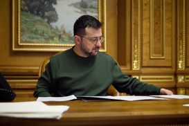 Зеленский обнародовал декларации за 2021 и 2022 годы: как изменились доходы