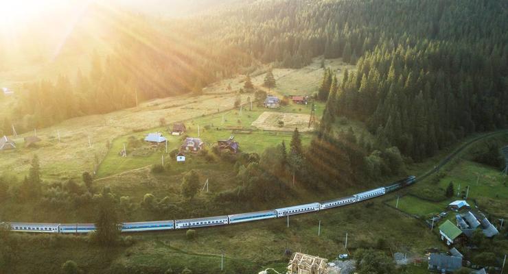 Укрзализныця назначает дополнительный поезд в Карпаты: когда начнет курсировать