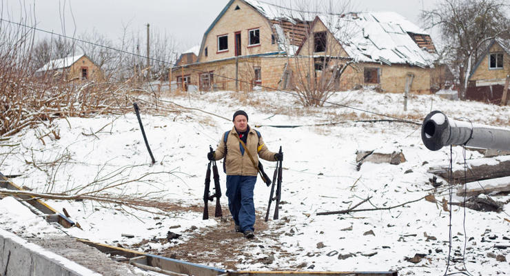 Украинцы должны будут сдать боевое оружие после войны - МВД