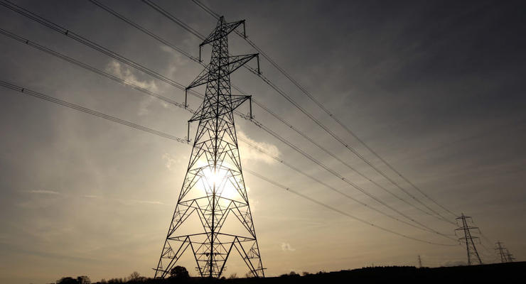 Будут ли повышать тарифы на электроэнергию после массированной атаки РФ: ответ Минэнерго