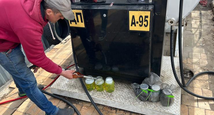 Украинцам продавали поддельный бензин: где работала сеть нелегальных АЗС