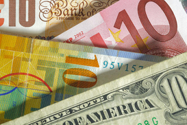 Курс валют на 8.04.2024: доллар теряет в цене